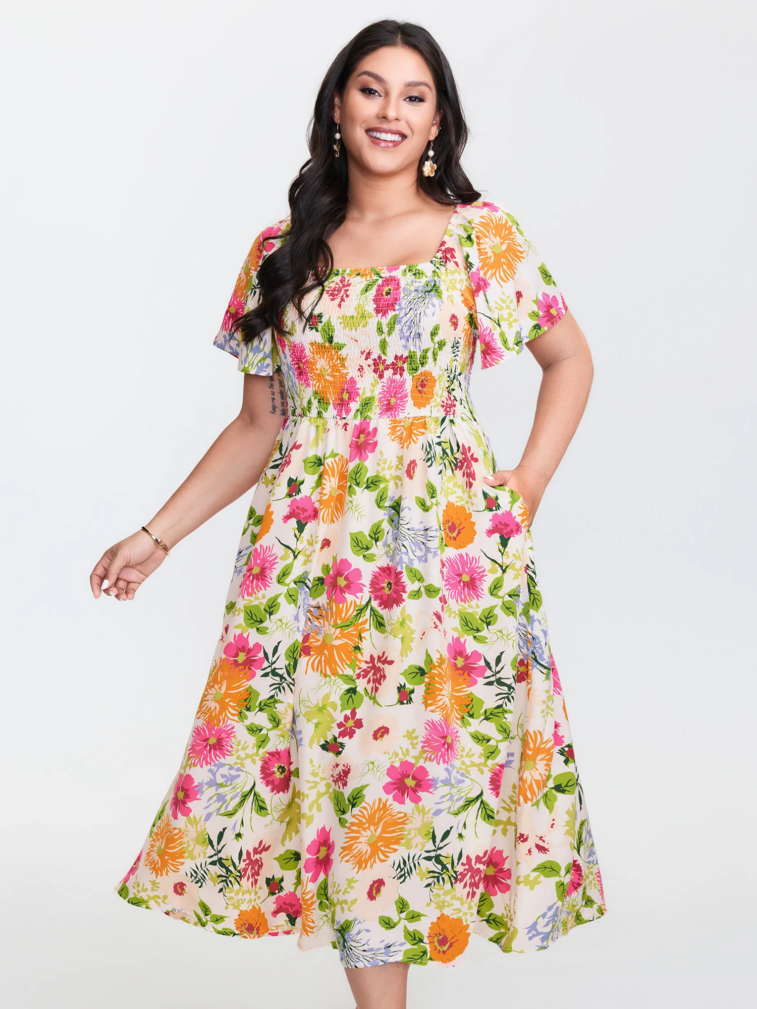 Floral Shirred Square Neck Pocket Midi Dress - Image 3