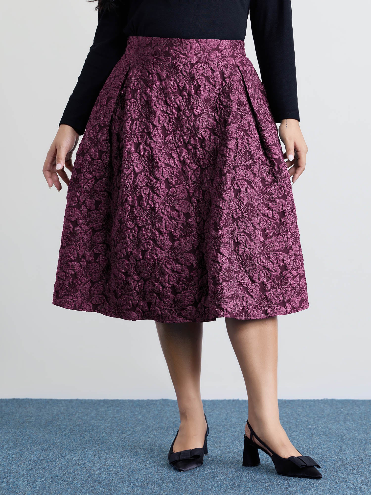 Floral Jacquard Pleated Midi Skirt - Image 2