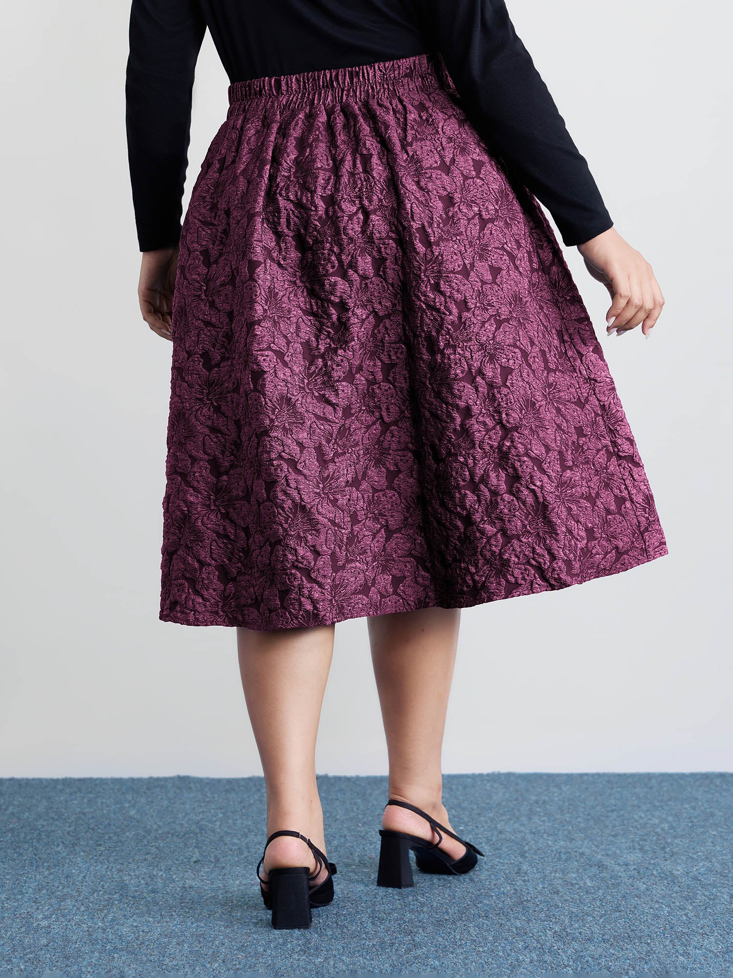 Floral Jacquard Pleated Midi Skirt - Image 5