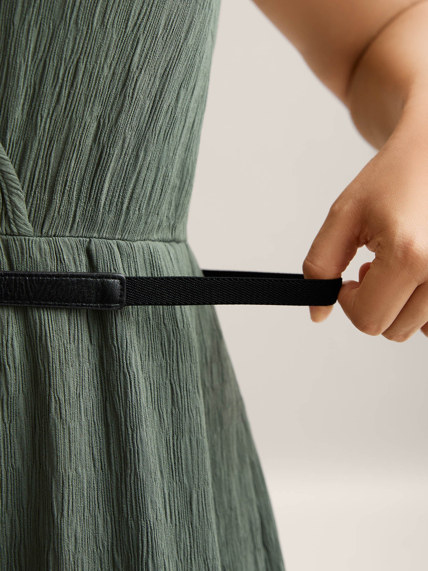 Loops Gold-Tone Everyday Belt - Image 3