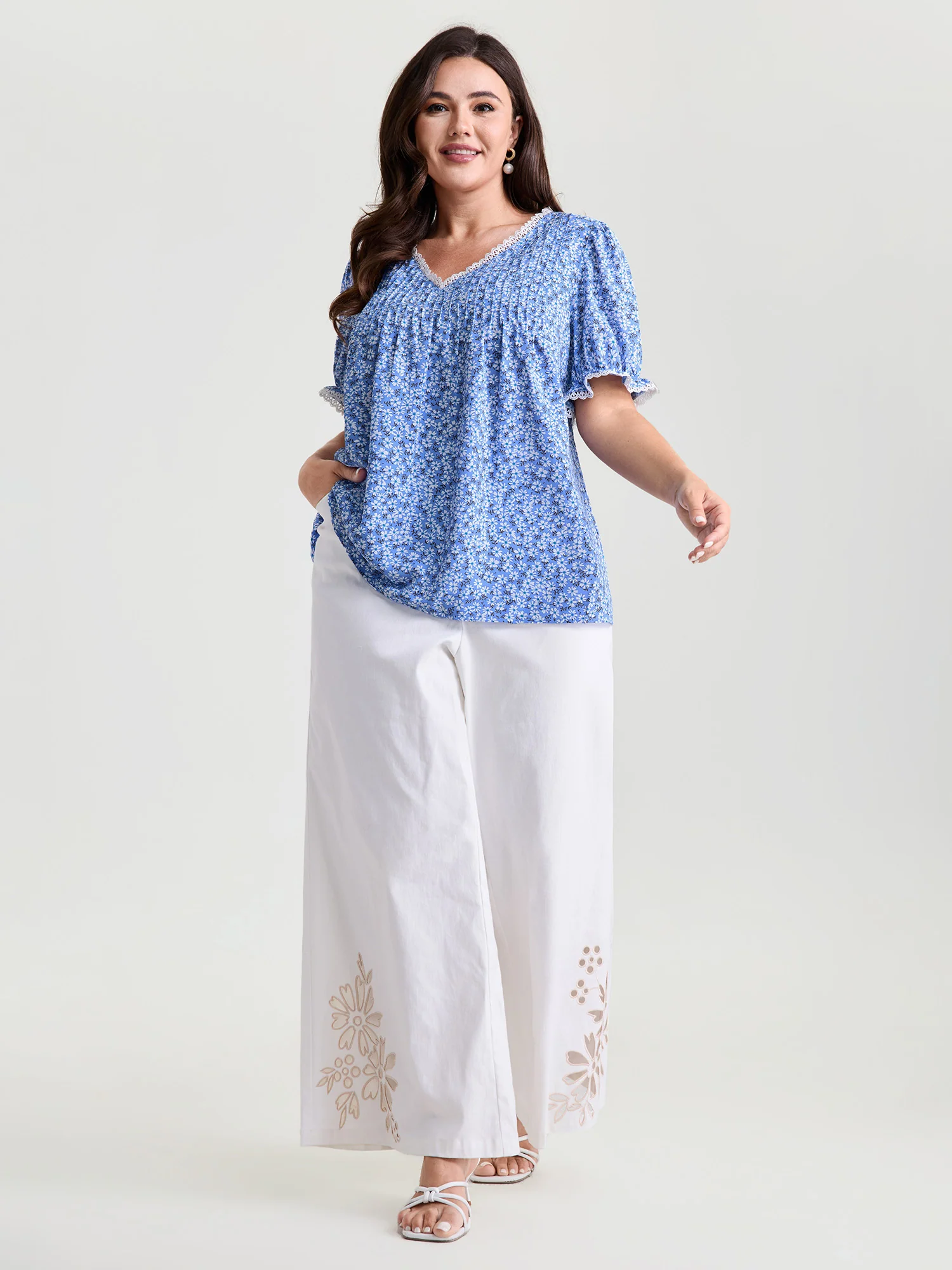 Micro Floral Print Lace Trim Blouse - Image 3