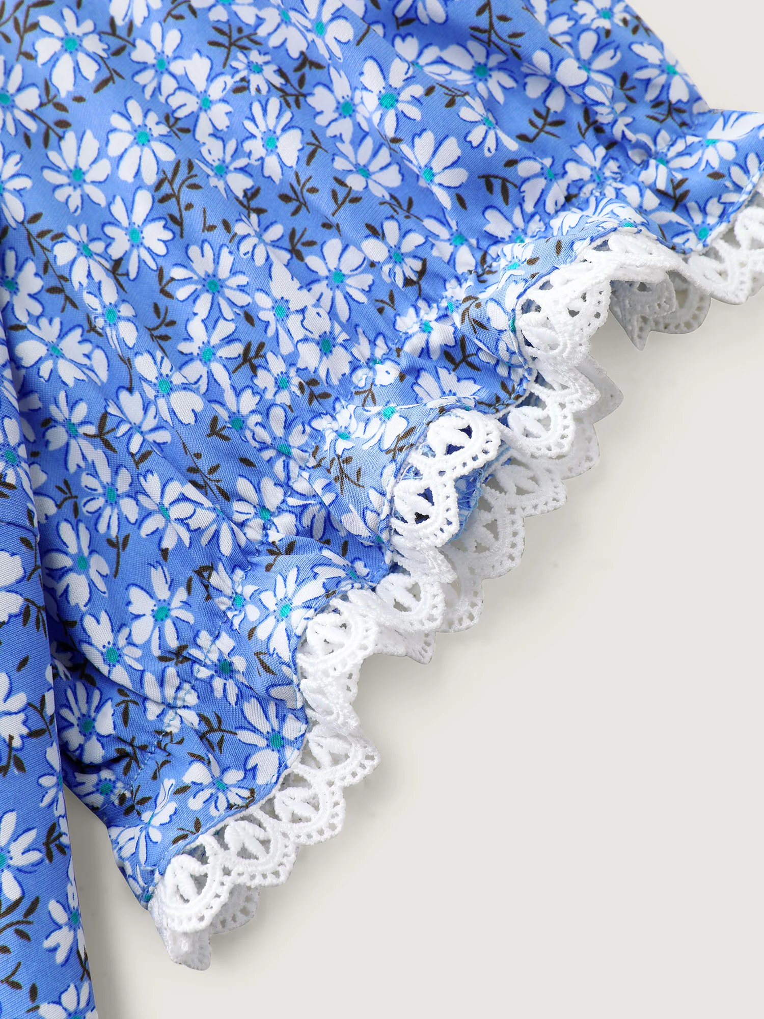 Micro Floral Print Lace Trim Blouse - Image 6