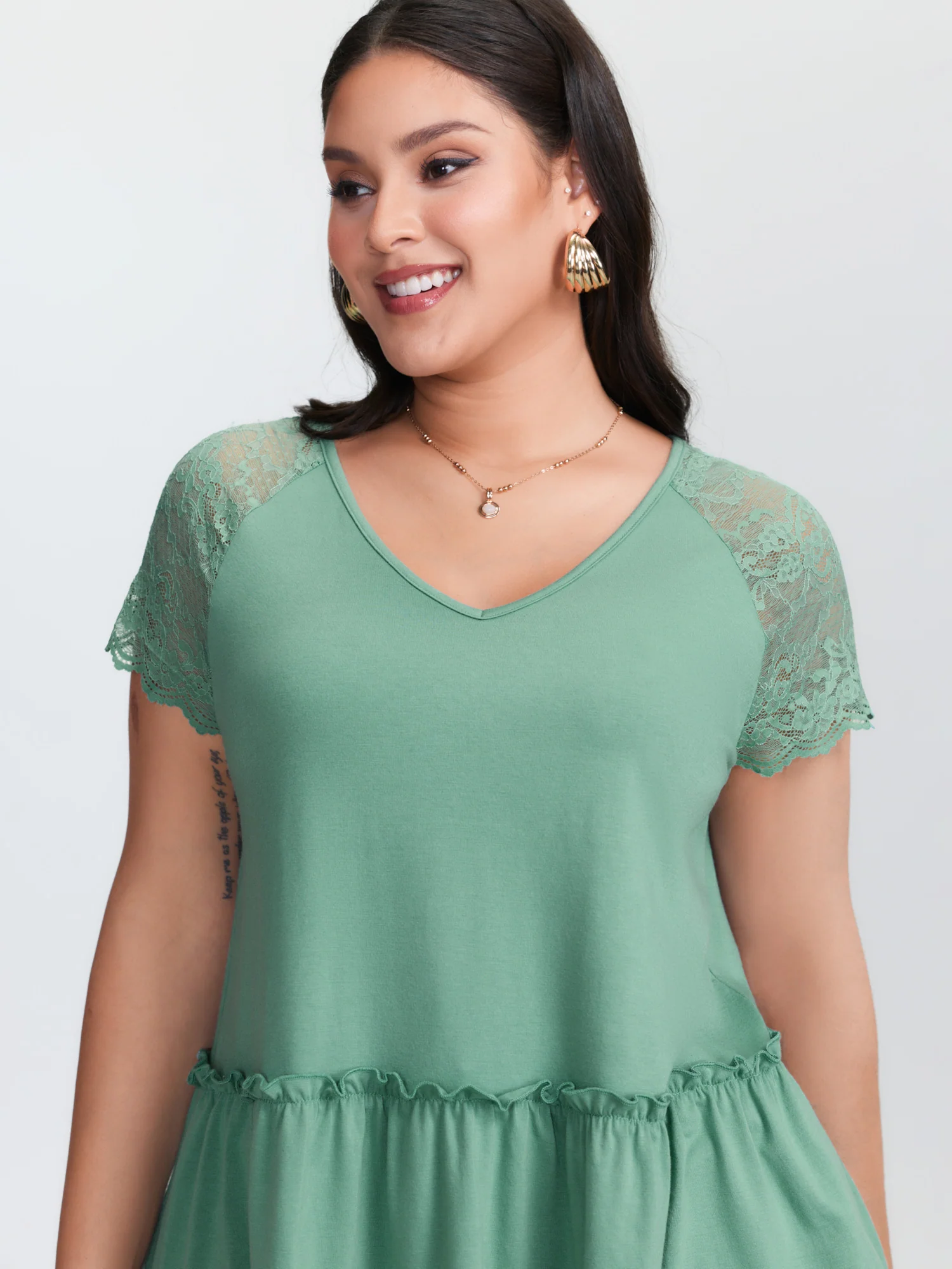 Sheer Lace Sleeve Ruffled Hem T-Shirt - Image 2