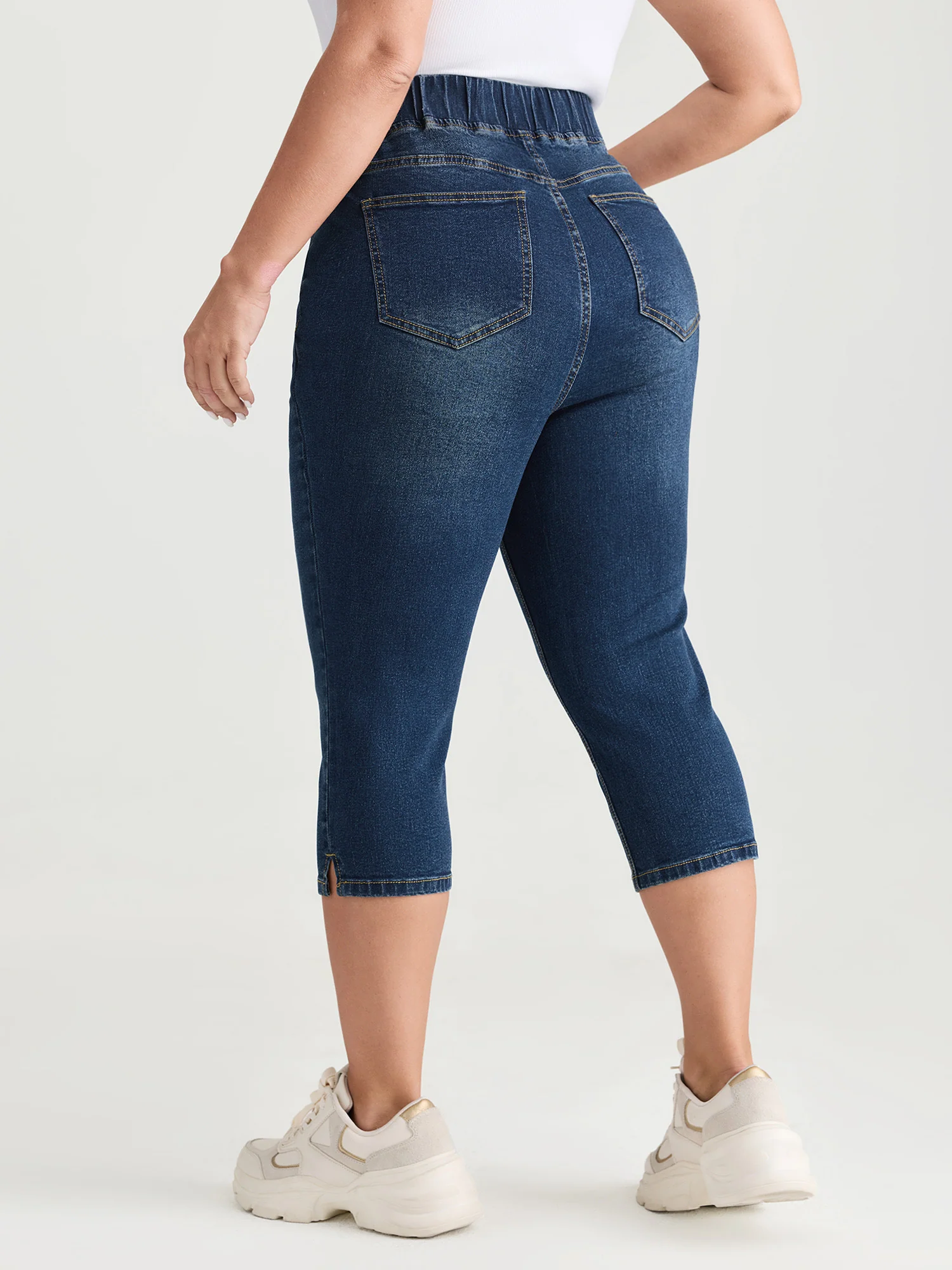 Pull-On Stretchy Waist Skinny-Fit Capri Jeans - Image 5