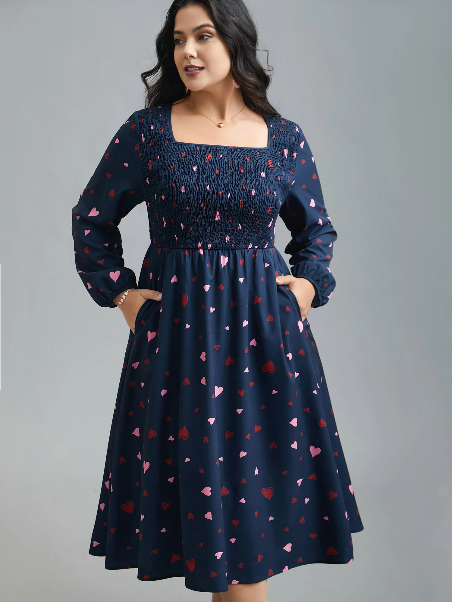 Square Neck Shirred Hearts Midi Dress - Image 3