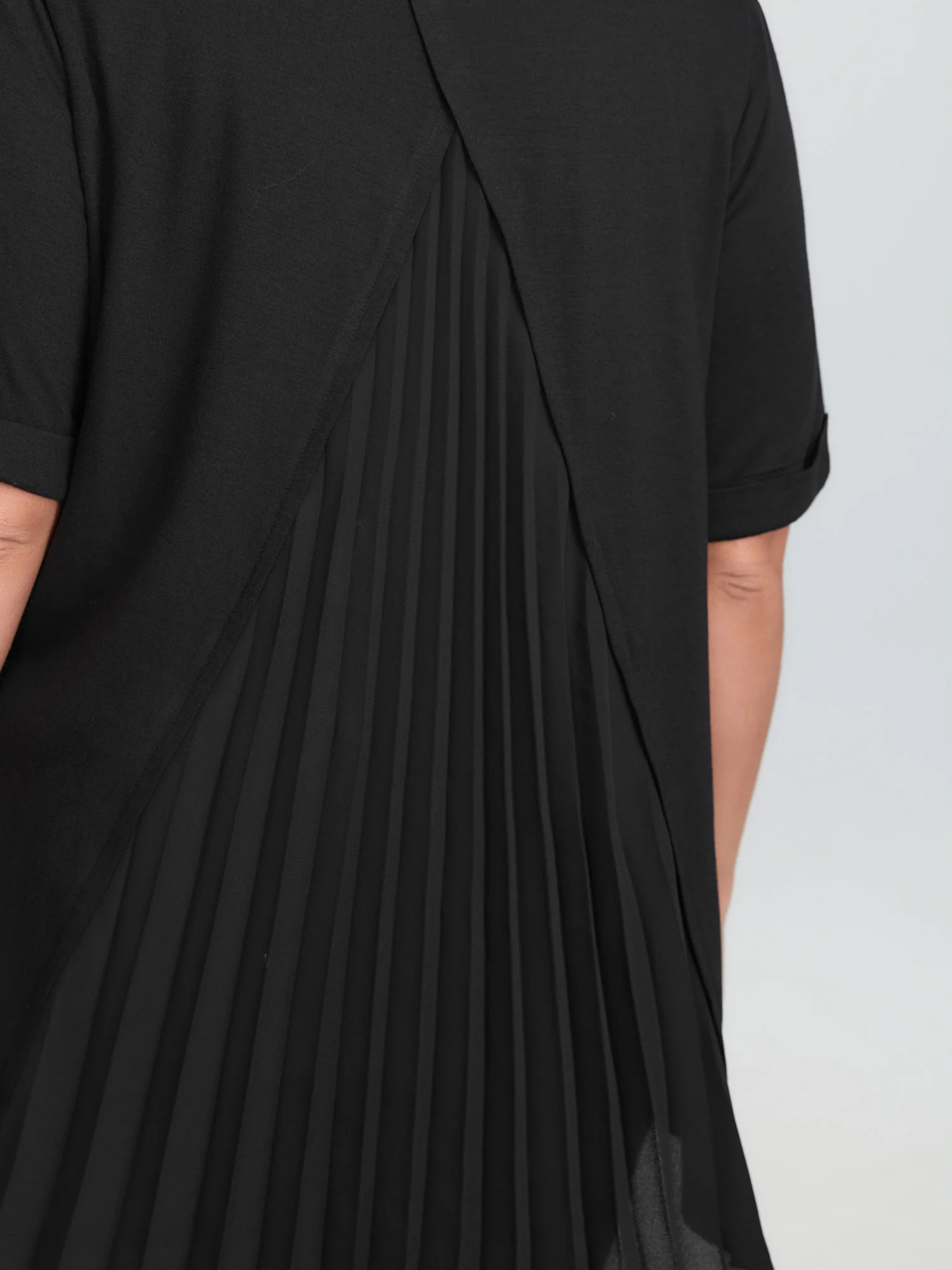 Stretchy Round Neck Rolled Cuff Sleeve T-Shirt - Image 5