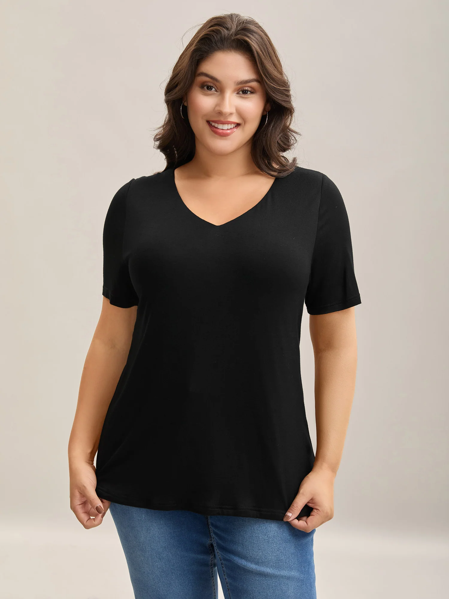 Supersoft Fitted V-Neck T-Shirt - Image 4