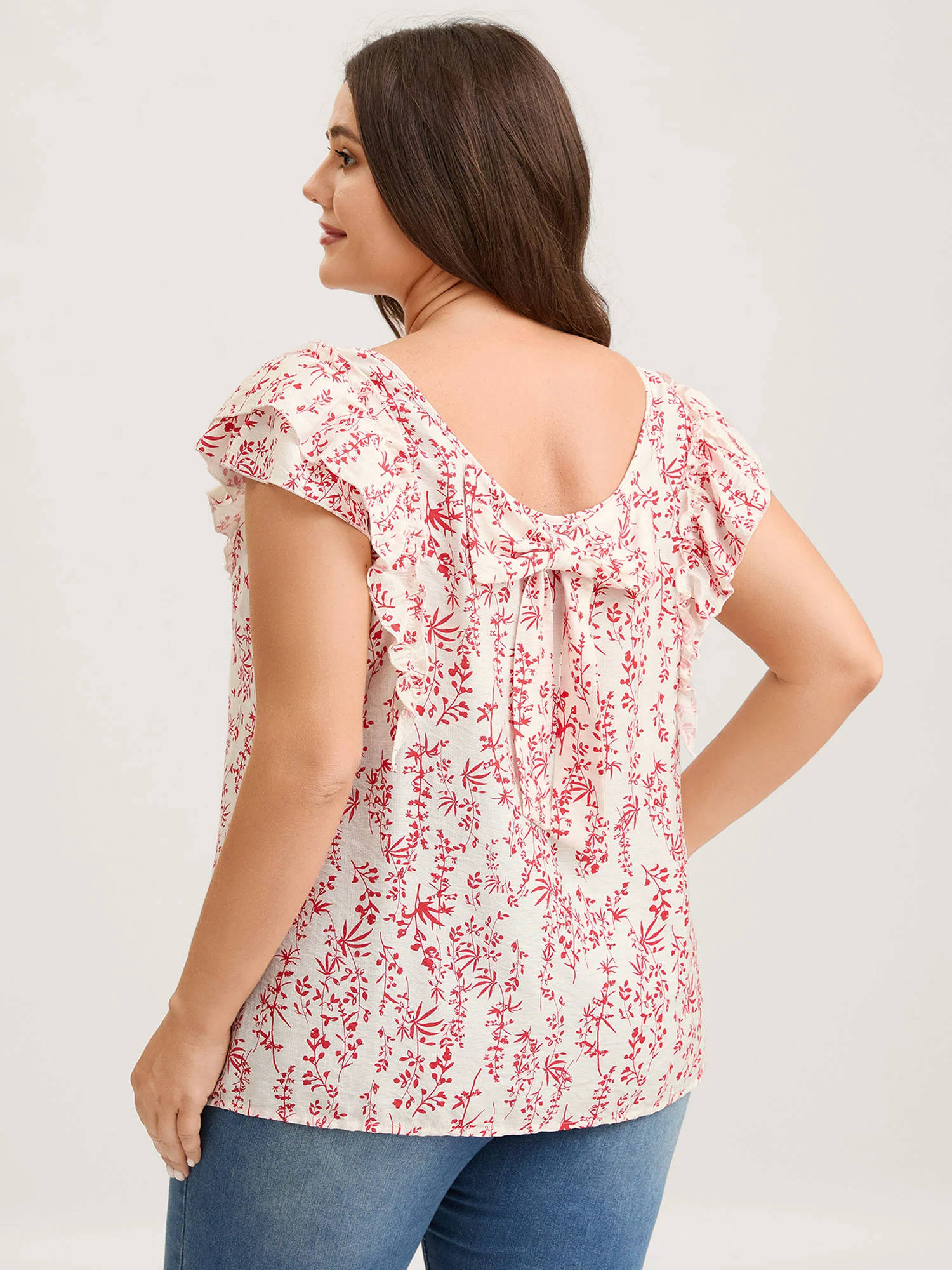 Sweet Floral Bow Back Flutter Blouse - Image 4