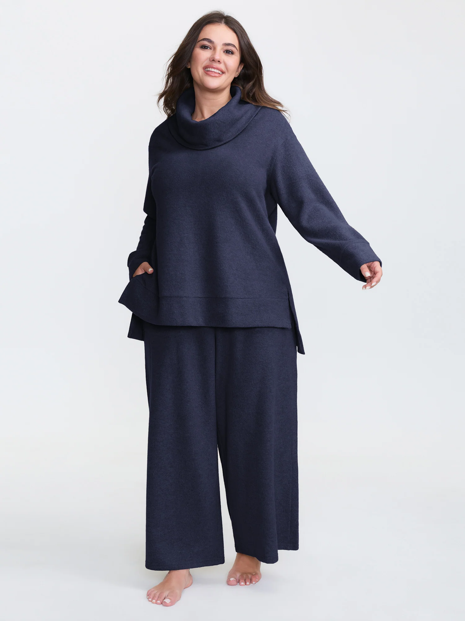Turtleneck Snuggle-Worthy Loungewear Set - Image 16