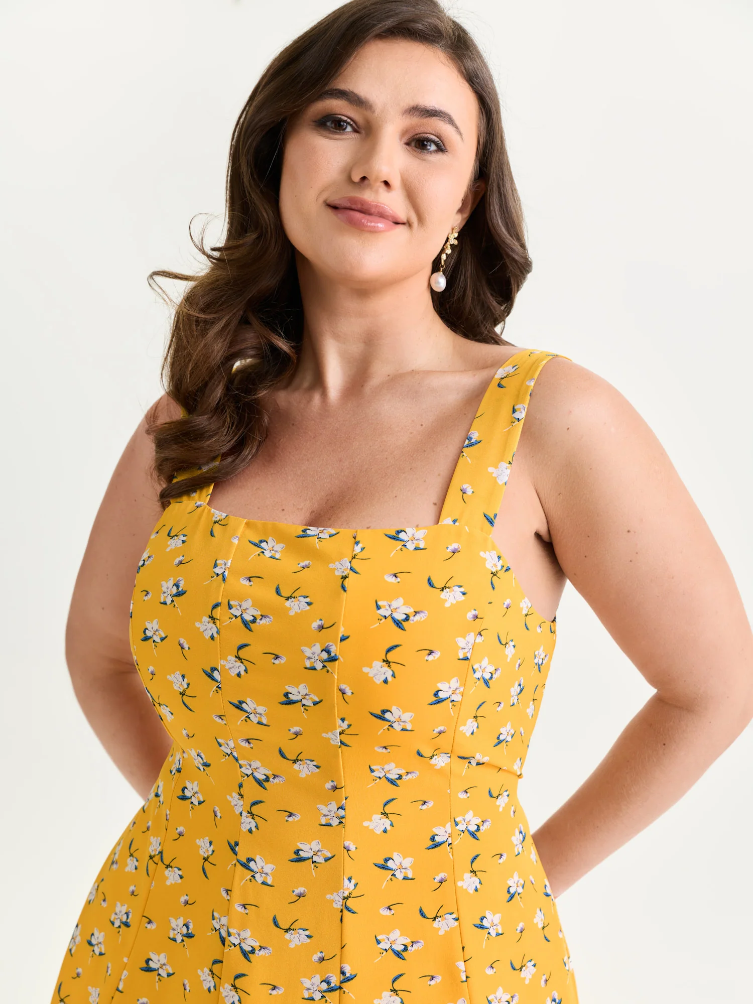Vibrant Floral Print Waist-Defining Midi Dress - Image 2